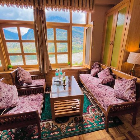 Snow Clad Riverview Hotel & Resort, Manali Bagian luar foto