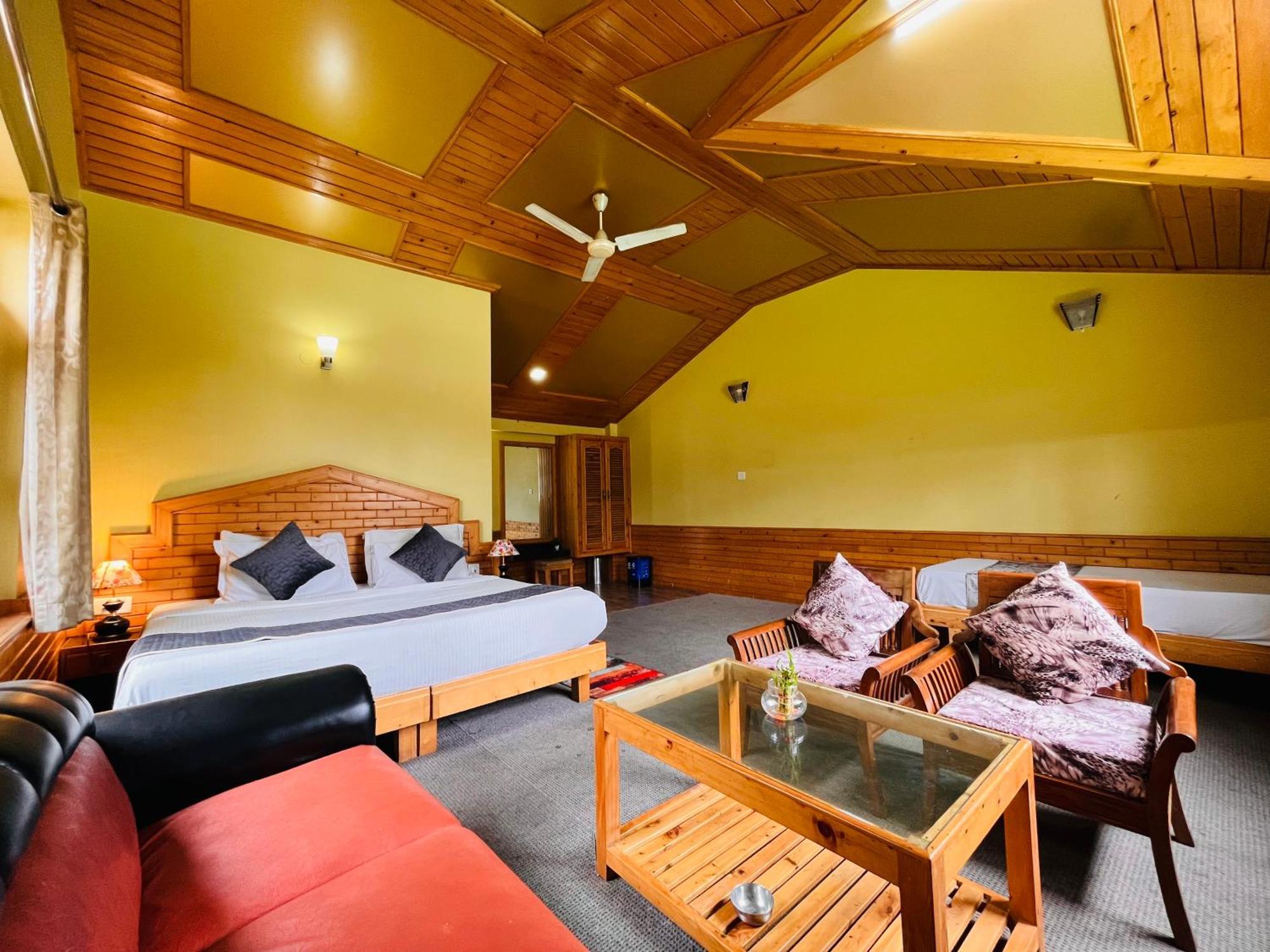 Snow Clad Riverview Hotel & Resort, Manali Bagian luar foto