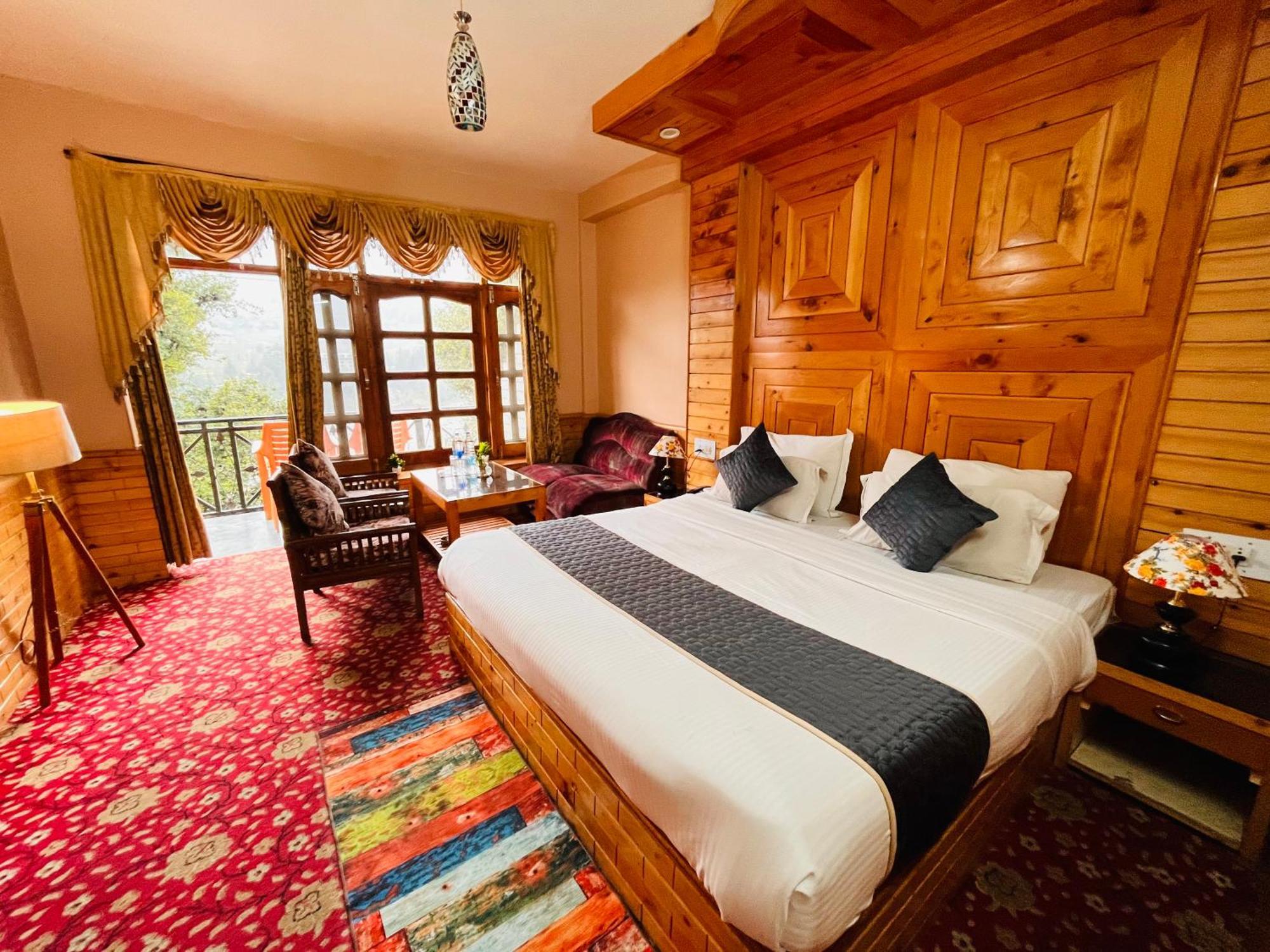 Snow Clad Riverview Hotel & Resort, Manali Bagian luar foto